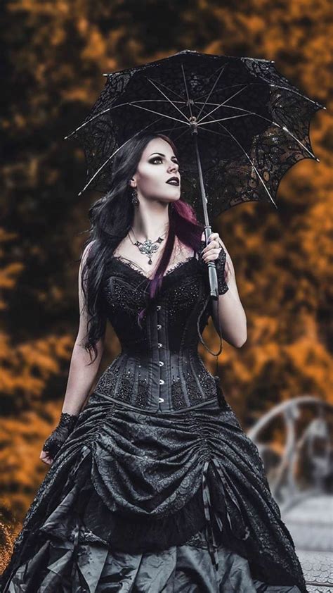 Gothic Fashion: