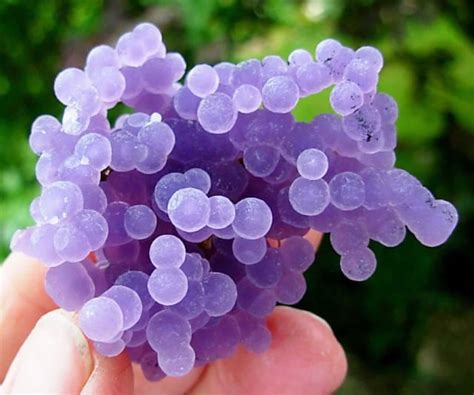 Grape Agate: A Gemstone with Hidden Depths