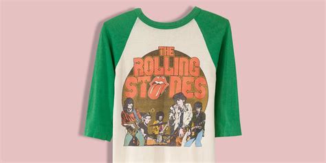 Graphic Vintage T-Shirts: A Timeless Fashion Statement