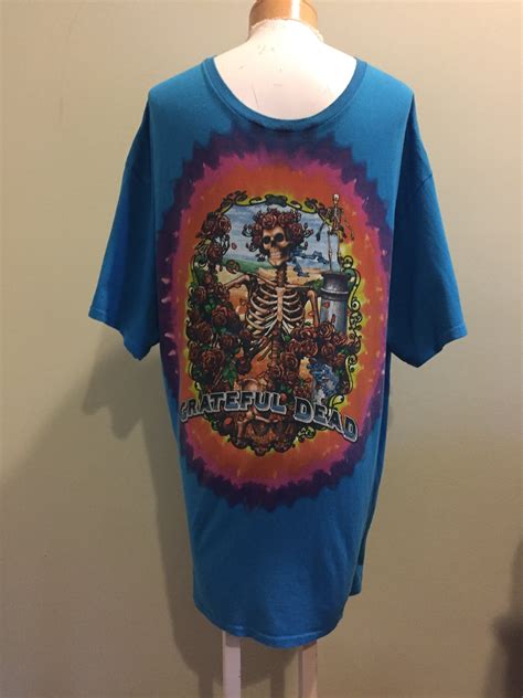 Grateful Dead Tour Shirts Vintage: A Collector's Guide