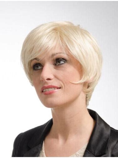 Great Straight Blonde Layered Fantastic Wigs