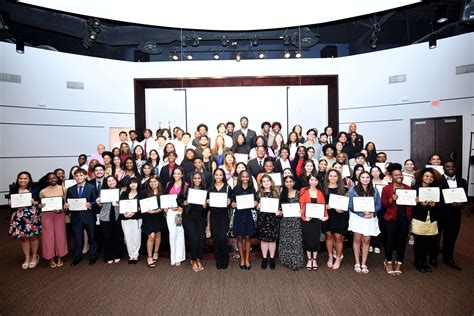 Greater Houston Frontiers Club Scholarship: Unlocking Opportunities for Future Leaders