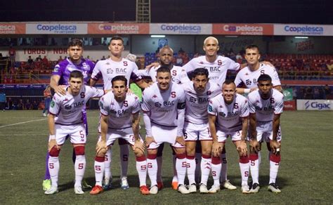 Guanacasteca - Saprissa: Un duelo histórico en el fútbol costarricense