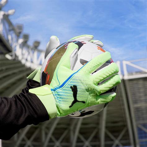 Guantes de Portero: The Ultimate Guide to Choosing the Perfect Pair