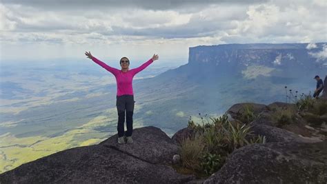 Guia Completo Sobre o Monte Roraima: A Montanha do Mundo Perdido