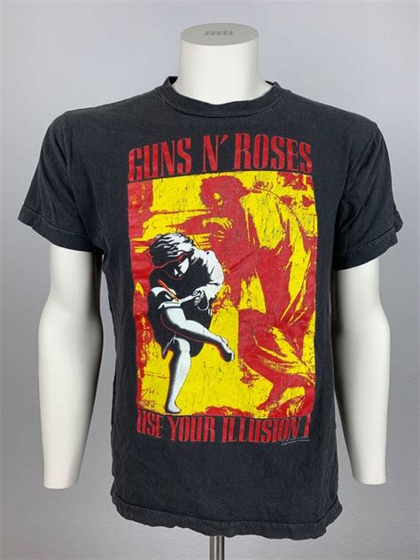 Guns N' Roses Retro T-Shirts: A Timeless Fashion Statement