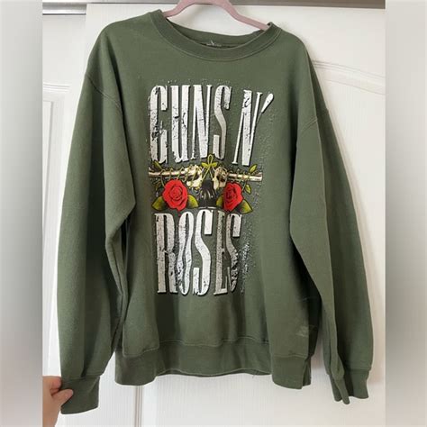 Guns N' Roses Sweatshirts: The Ultimate Fan Merch