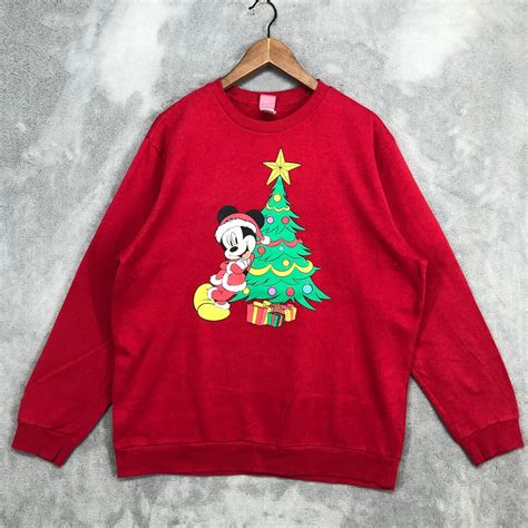 HERE'S WHY YOU'LL LOVE OUR MICKEY MOUSE CHRISTMAS SWEATSHIRTS: