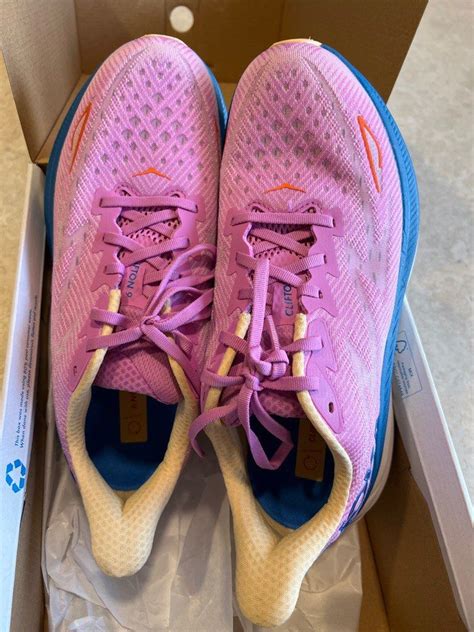 HOKA Clifton Pink