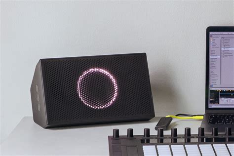 HYPE Portable Print Stereo Speakers PDF