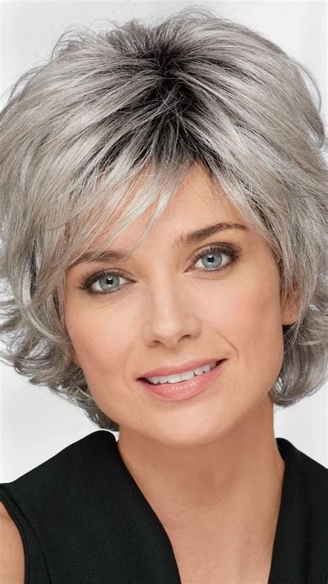 Hair Extensions for Older Women with Thin Short Hair: A Guide to Boosting Confidence and Style