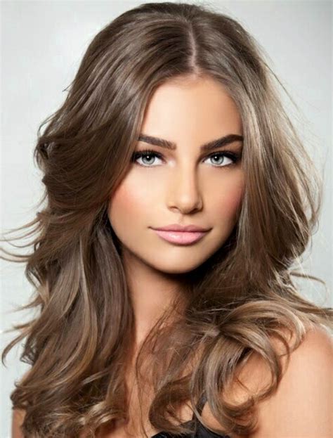 Hair Light Ash Brown: A Guide to Its Benefits & Applications