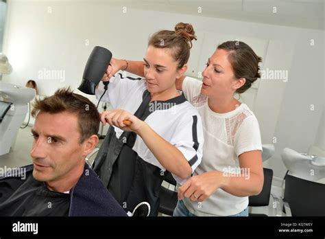 Hair Masterclass: Elevate Your Skills with a Haircut Course in Singapore