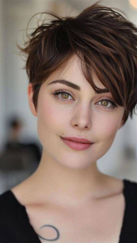 Haircuts for Round Face Women: 10 Incredible Options to Enhance Your Beauty