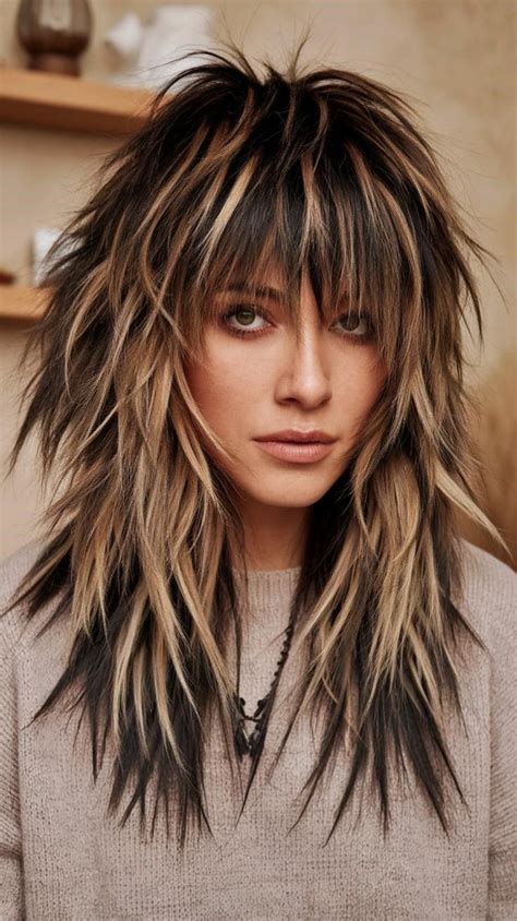 Hairstyle Wolf Cut: The Ultimate Guide to Edgy and Effortless Style