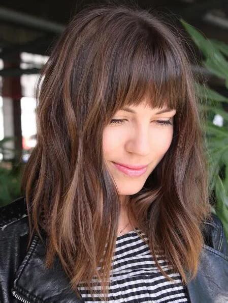 Hairstyles With Fringes Brown With Bangs Wavy Shoulder Length Caramel Highlights Wigs