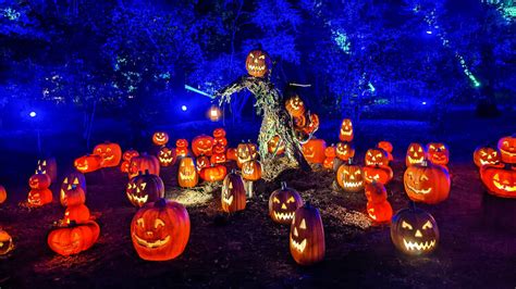 Hallows End 2023: Spooky Festivities and Bewitching Treats