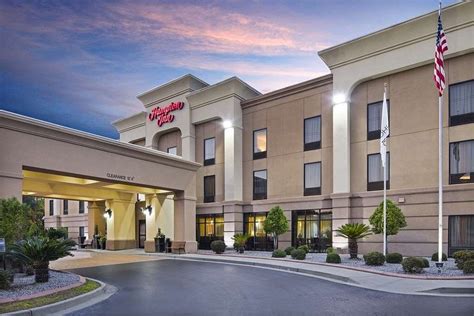 Hampton Inn Hinesville, GA: Your Gateway to Coastal Charm