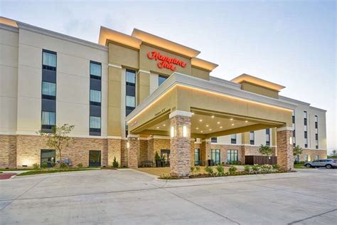 Hampton Inn Kyle TX: 5 Star Stay in the Heart of Texas