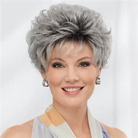 Hand Tied Lightweight Thin Short Wavy Wigs with Ash Highlights: A Guide to Effortless Beauty