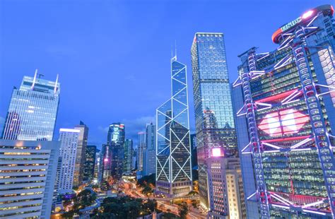 Hang Seng Square: The Embodiment of Hong Kong's Financial Heartbeat