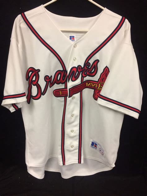 Hank Aaron Braves Jersey: A Symbol of Legendary Achievement