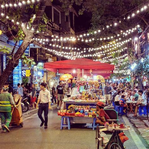 Hanoi Night Market: A Guide to the Best 5 Markets