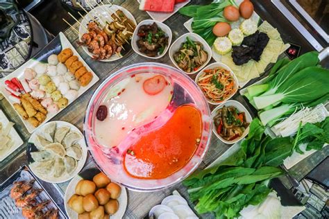 Hao Lai Wu Steamboat & BBQ: A Culinary Extravaganza for the Senses