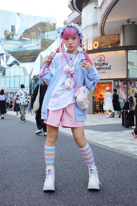 Harajuku Outfits: A Guide to the Most Vibrant and Unique Fashion Style