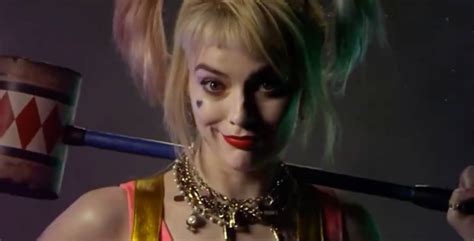 Harley Quinn Pictures: 7,500+ Astonishing Shots of the Irresistible Clown Princess