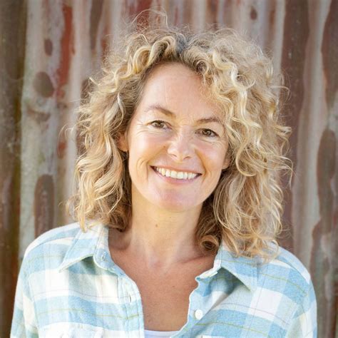 Harnessing the Fulfillment of Rural Living with Kate Humble's Wisdom and Strategies