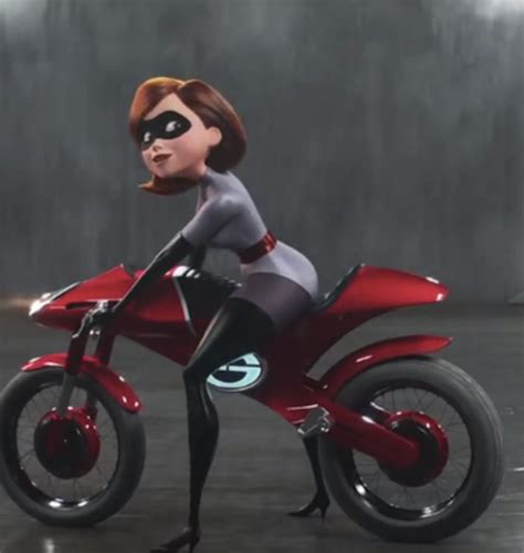 Harnessing the Power: Elastigirl's Grey Suit in Incredibles 2