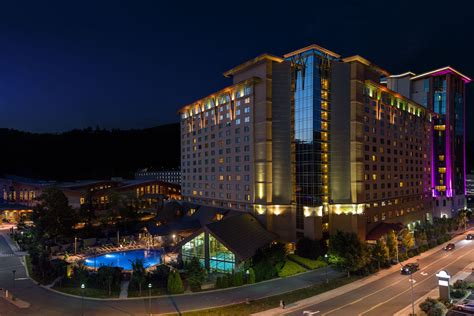 Harrah's Cherokee Casino Resort: A Haven for Entertainment