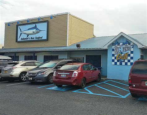 Harry's Seafood Grill Delaware: A Culinary Destination for Coastal Delights