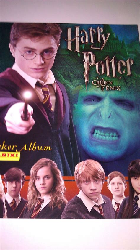 Harry Potter and The Order of The Phoenix Sticker Album Reader