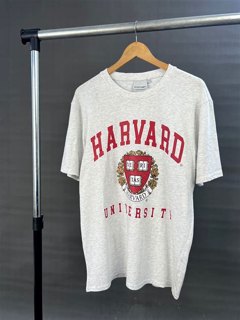 Harvard T-Shirt: A Timeless Symbol of Academic Excellence and Prestige