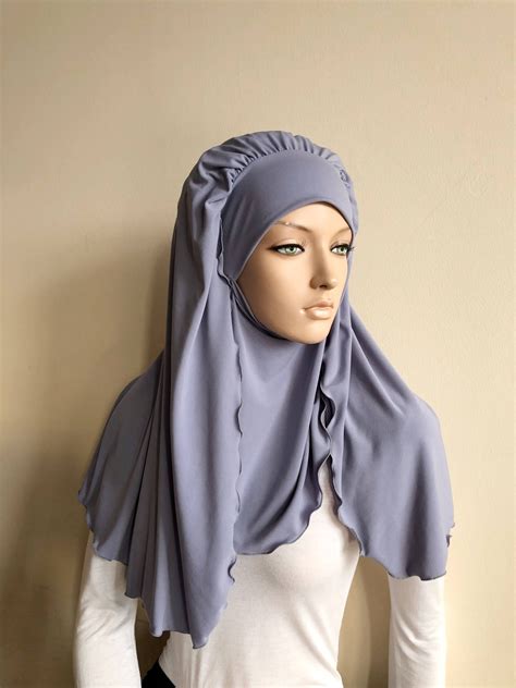 Head Coverings for Women: A Timeless Tradition with Modern Applications