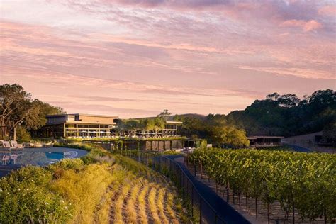 Healdsburg Boutique Hotels: Unveil the Ultimate Wine Country Getaway