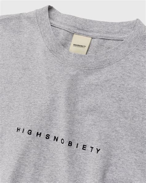 Heather Gray T-Shirt: A Versatile Staple for Every Wardrobe