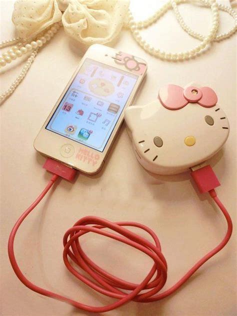 Hello Kitty Charger iPhone White PDF