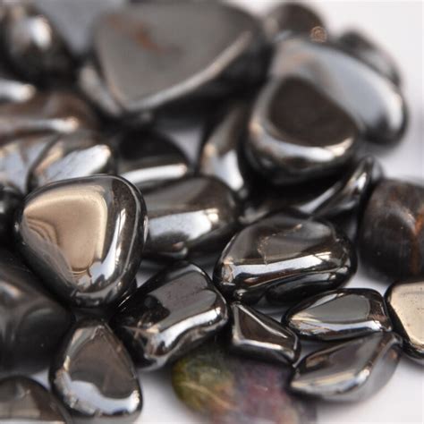 Hematite Quartz: A Powerful Crystal for Grounding and Protection