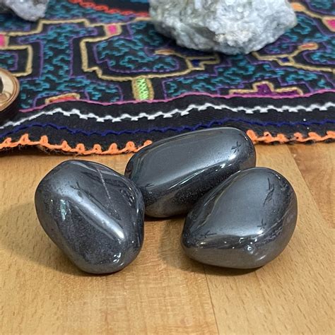 Hematite Quartz: The Stone of Healing and Grounding