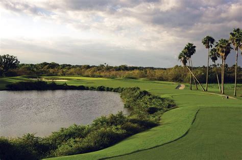 Heritage Harbor Golf & Country Club: Where Luxury Meets Tranquility