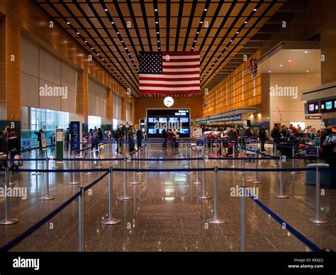 Hertz: Unlocking Convenience and Value at Boston International Airport (BOS)