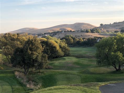 Hiddenbrooke Golf Club: 5 Things You Must Know