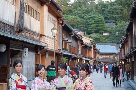 Higashi Chaya District Kanazawa: A Window into Japan's Geisha Culture