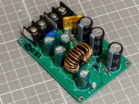 High-Efficiency Buck Converter: