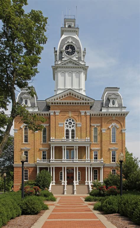 Hillsdale College Majors: Exploring Classic and Modern Educational Paths
