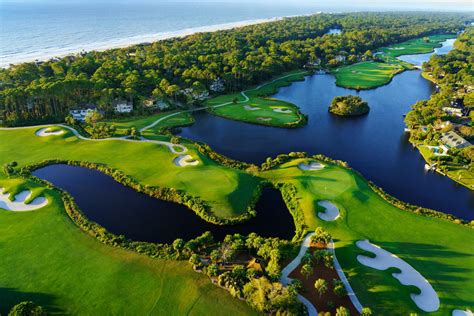 Hilton Head National Golf Course: A Golfer's Paradise with 5 Unforgettable Layouts