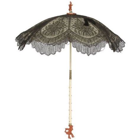 Historical Cosplayers' Delight: Victorian-Era Umbrellas